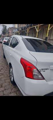 NISSAN-VERSA-2017