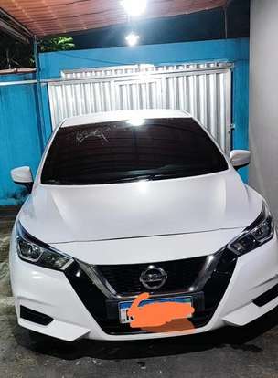 NISSAN-VERSA-2021