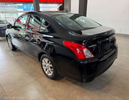 NISSAN-VERSA-1.6 16V FLEXSTART SV 4P MANUAL NISSAN-VERSA-2019