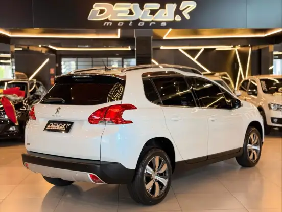 PEUGEOT-2008-2017