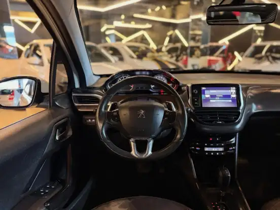 PEUGEOT-2008-2017