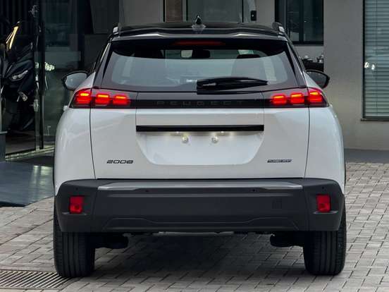 PEUGEOT-2008-1.0 TURBO 200 FLEX ALLURE CVT PEUGEOT-2008-2026