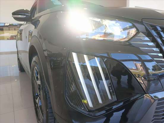 PEUGEOT-2008-2025