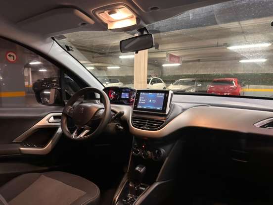 PEUGEOT-2008-2019