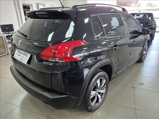 PEUGEOT-2008-2019