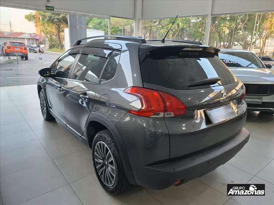 PEUGEOT-2008-2020