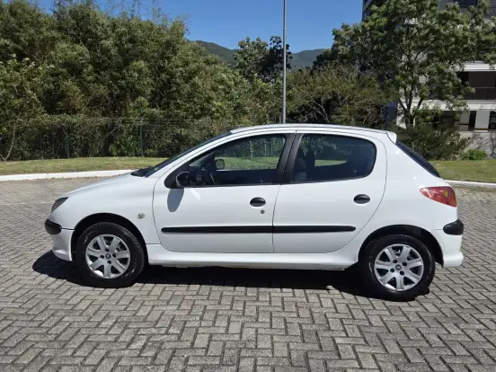 PEUGEOT-206-1.4 SENSATION 8V FLEX 4P MANUAL PEUGEOT-206-2008