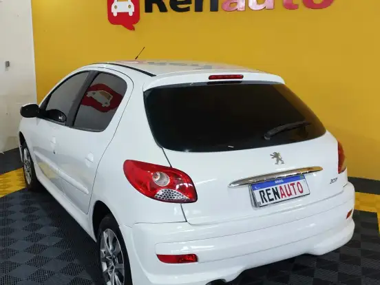 PEUGEOT-207-1.4 SEDAN ACTIVE 8V FLEX 4P MANUAL PEUGEOT-207-2013