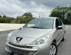 PEUGEOT 207 1.4 XR 8V FLEX 4P MANUAL PEUGEOT 207 1.4 XR 8V FLEX 4P MANUAL