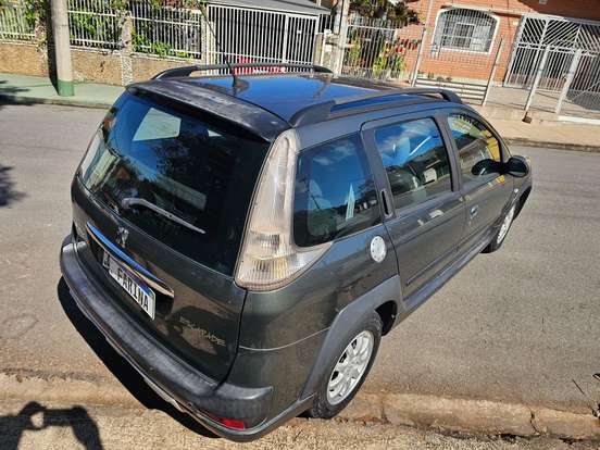 PEUGEOT-207-2009