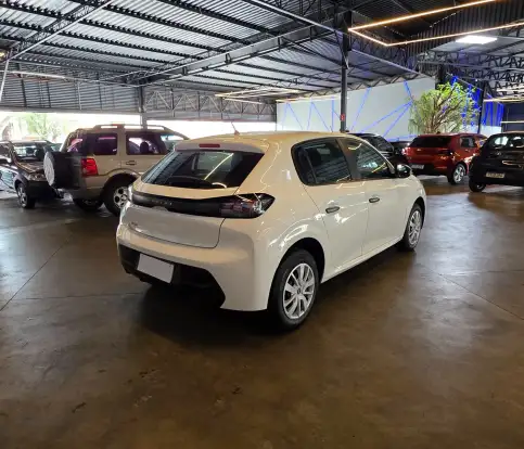 PEUGEOT-208-2024