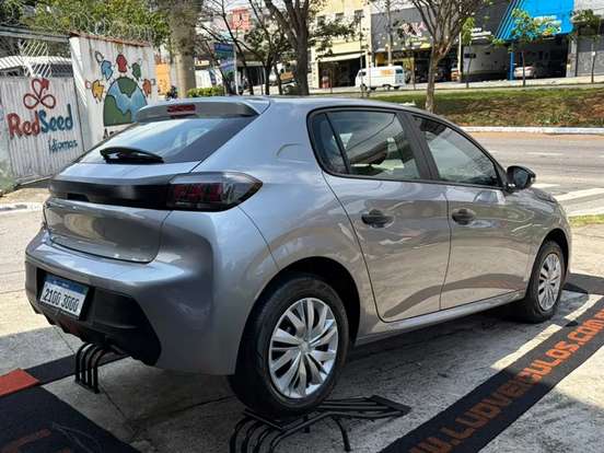 PEUGEOT-208-2023