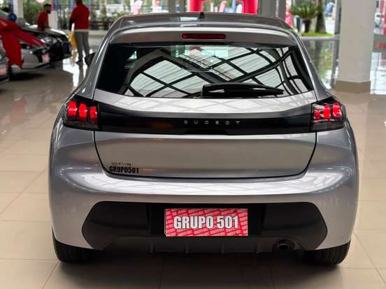 PEUGEOT-208-2023