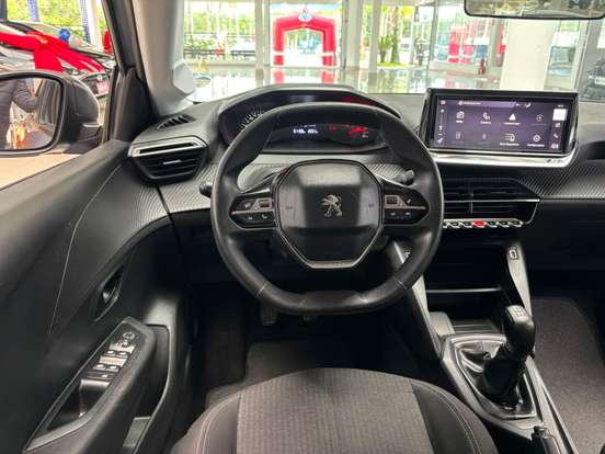 PEUGEOT-208-2023