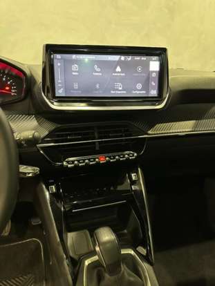 PEUGEOT-208-2024