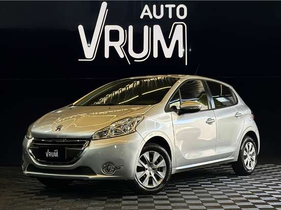 PEUGEOT-208-2015