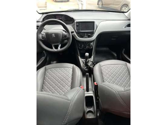 PEUGEOT-208-2014