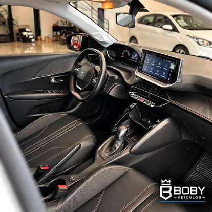 PEUGEOT-208-2022