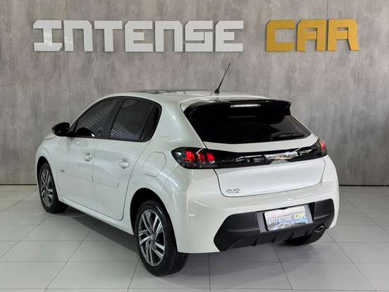 PEUGEOT-208-2022