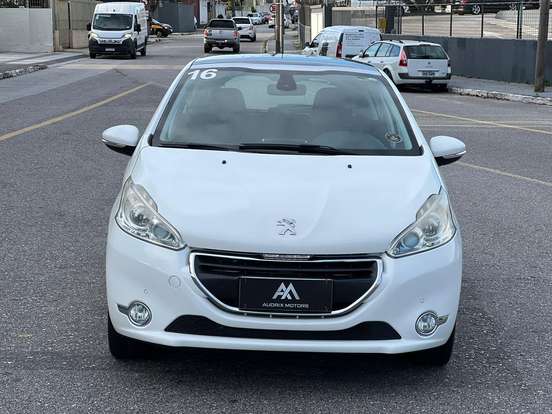 PEUGEOT-208-1.6 GRIFFE 16V FLEX 4P AUTOMÁTICO PEUGEOT-208-2015
