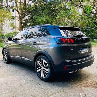 PEUGEOT-3008-2021