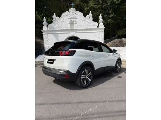 PEUGEOT-3008-2019