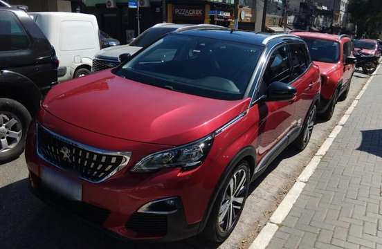 PEUGEOT-3008-2019