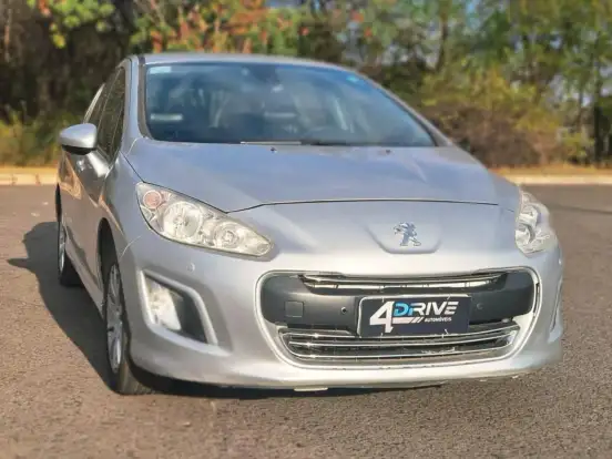 PEUGEOT-308-2012