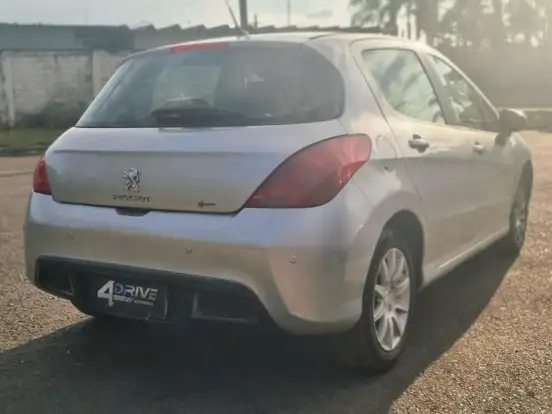 PEUGEOT-308-2012