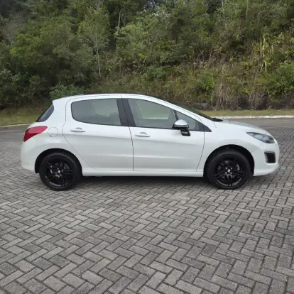 PEUGEOT-308-2015