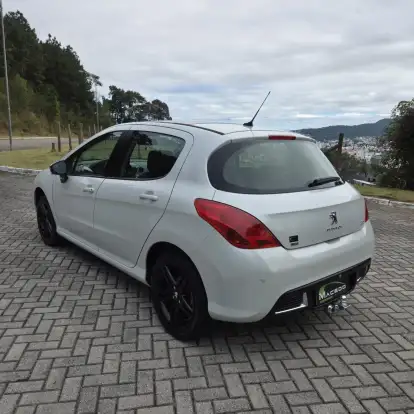 PEUGEOT-308-2015