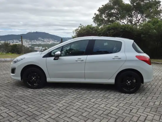 PEUGEOT-308-1.6 GRIFFE THP 16V GASOLINA 4P AUTOMÁTICO PEUGEOT-308-2015