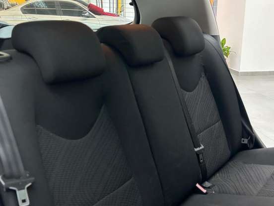 PEUGEOT-308-2013