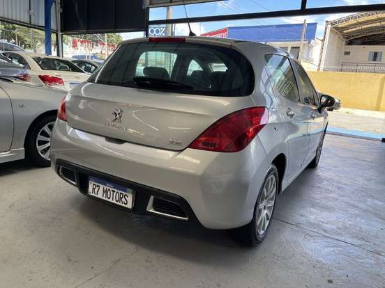 PEUGEOT-308-2013