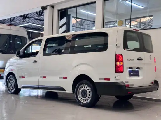 PEUGEOT-EXPERT-2022
