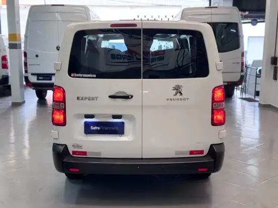 PEUGEOT-EXPERT-2022