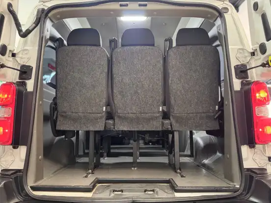 PEUGEOT-EXPERT-2018