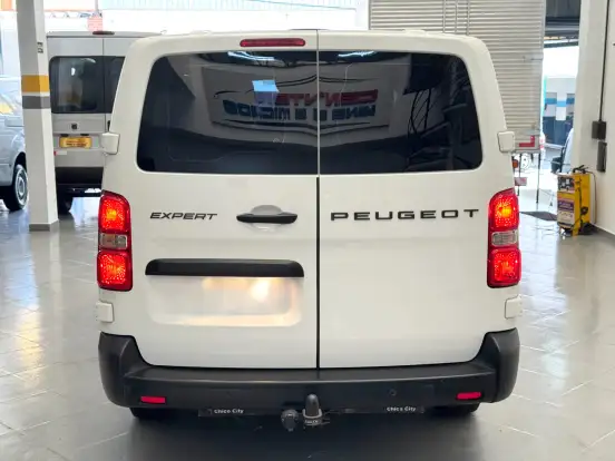 PEUGEOT-EXPERT-2025