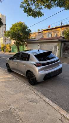PEUGEOT-208-2024