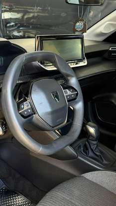 PEUGEOT-208-2024