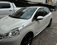 PEUGEOT 208 1.5 ALLURE 8V FLEX 4P MANUAL PEUGEOT 208 1.5 ALLURE 8V FLEX 4P MANUAL
