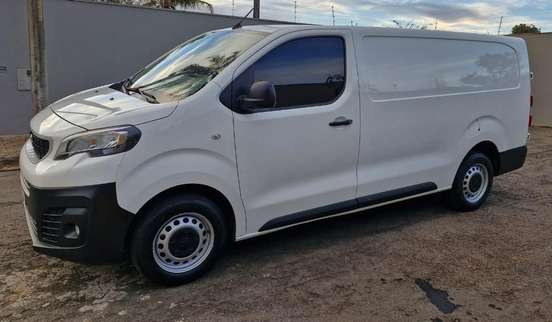 PEUGEOT-EXPERT-2022