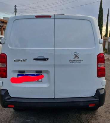 PEUGEOT-EXPERT-2022