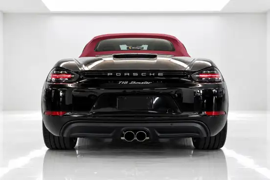 PORSCHE-718-2022