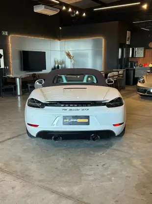 PORSCHE-718-2025