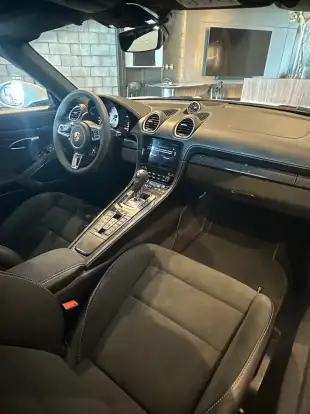 PORSCHE-718-2025