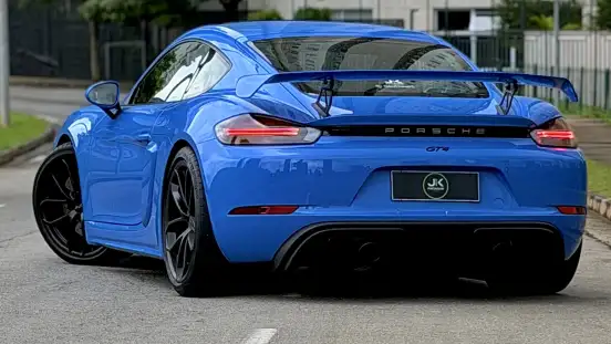 PORSCHE-718-2023