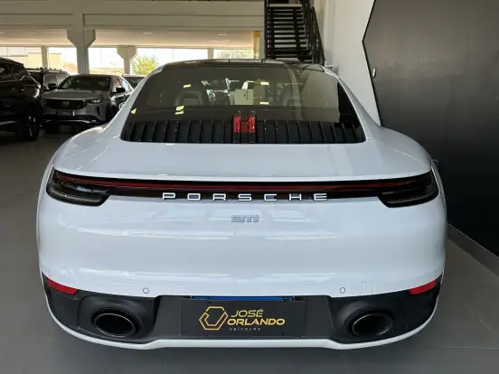 PORSCHE-911-2021