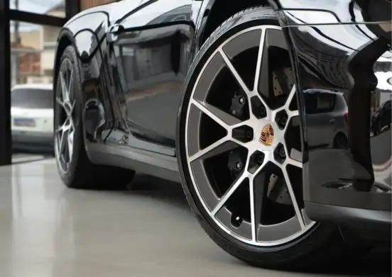 PORSCHE-911-2025