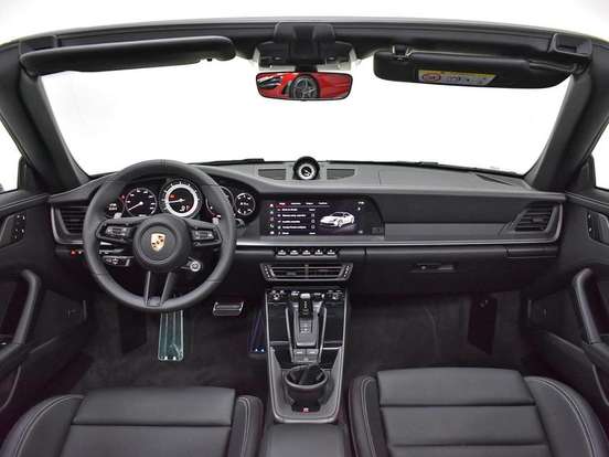 PORSCHE-911-2022